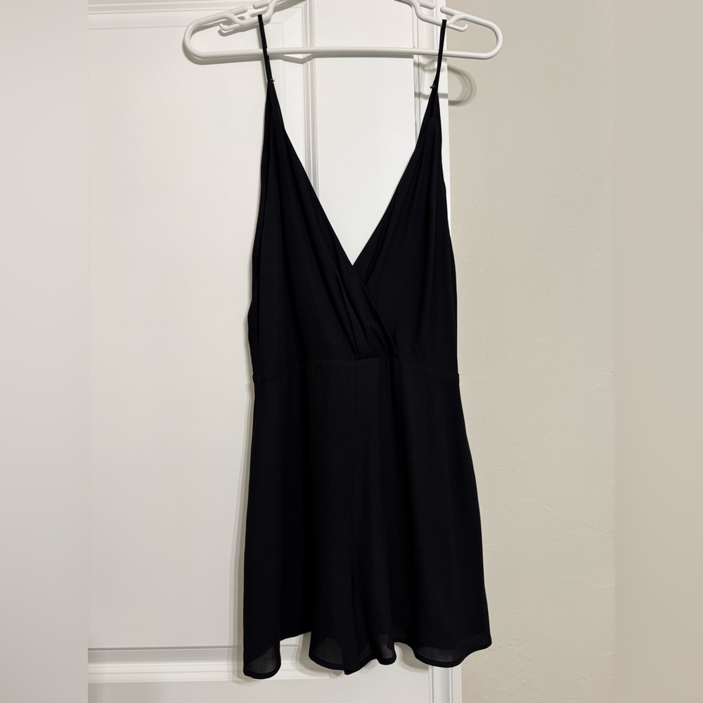 Elegant Black Sleeveless Romper